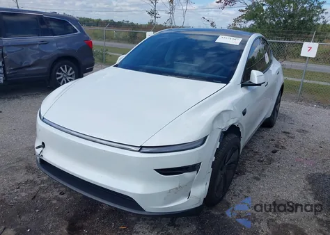 2026 Tesla Model Y Long Range Dual Motor All-Wheel Drive from USA, damaged, VIN 7SAYGDED8TA464483